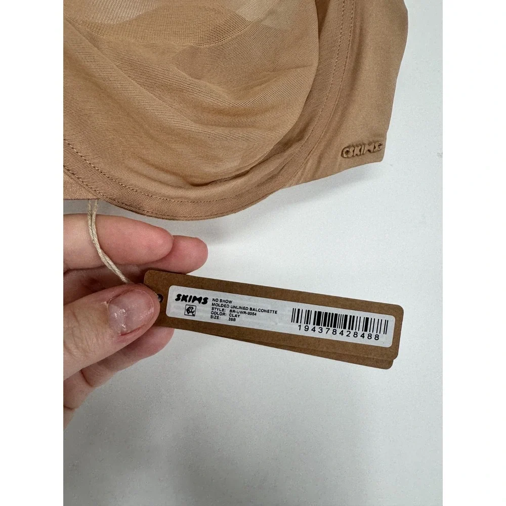 SKIMS No Show Molded Unlined Balconette Bra Womens 38B Clay Tan Beige Underwired